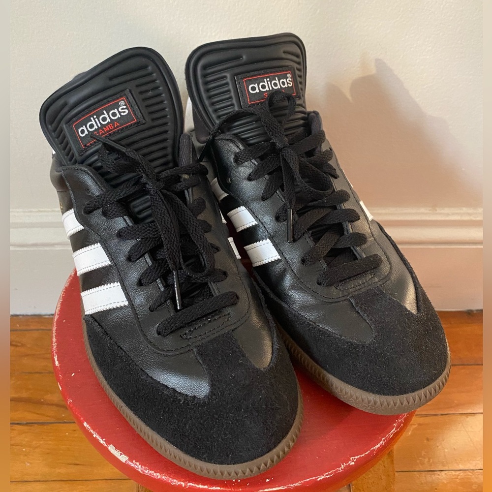 Adidas Sambas Size 8.5 - image 1